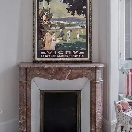 빌라 La Maison Rouge - Maison Familiale & Proche Centre 비시