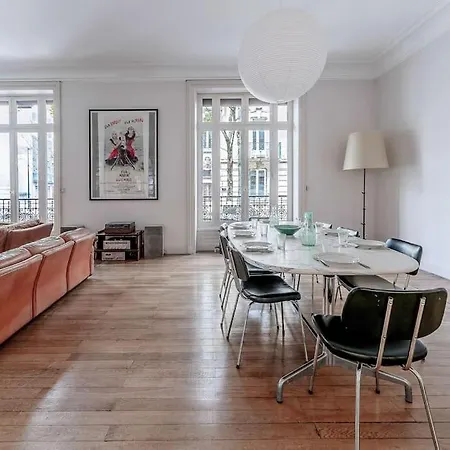 La Maison Rouge - Maison Familiale & Proche Centre *