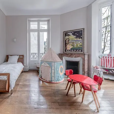 La Maison Rouge - Maison Familiale & Proche Centre 빌라