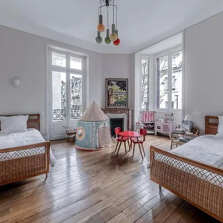 La Maison Rouge - Maison Familiale & Proche Centre