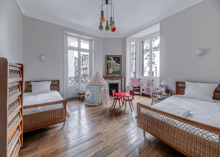 La Maison Rouge - Maison Familiale & Proche Centre