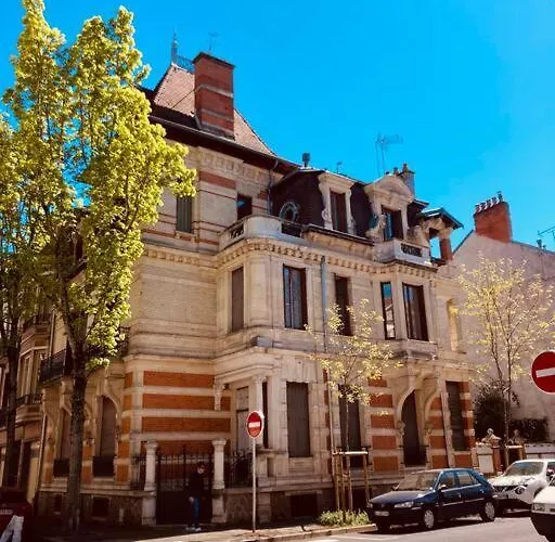 Willa La Maison Rouge - Maison Familiale & Proche Centre